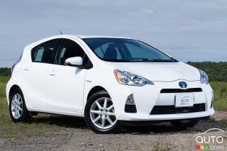 Research 2012
                  TOYOTA Prius C pictures, prices and reviews