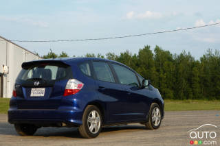 Research 2010
                  HONDA Fit pictures, prices and reviews