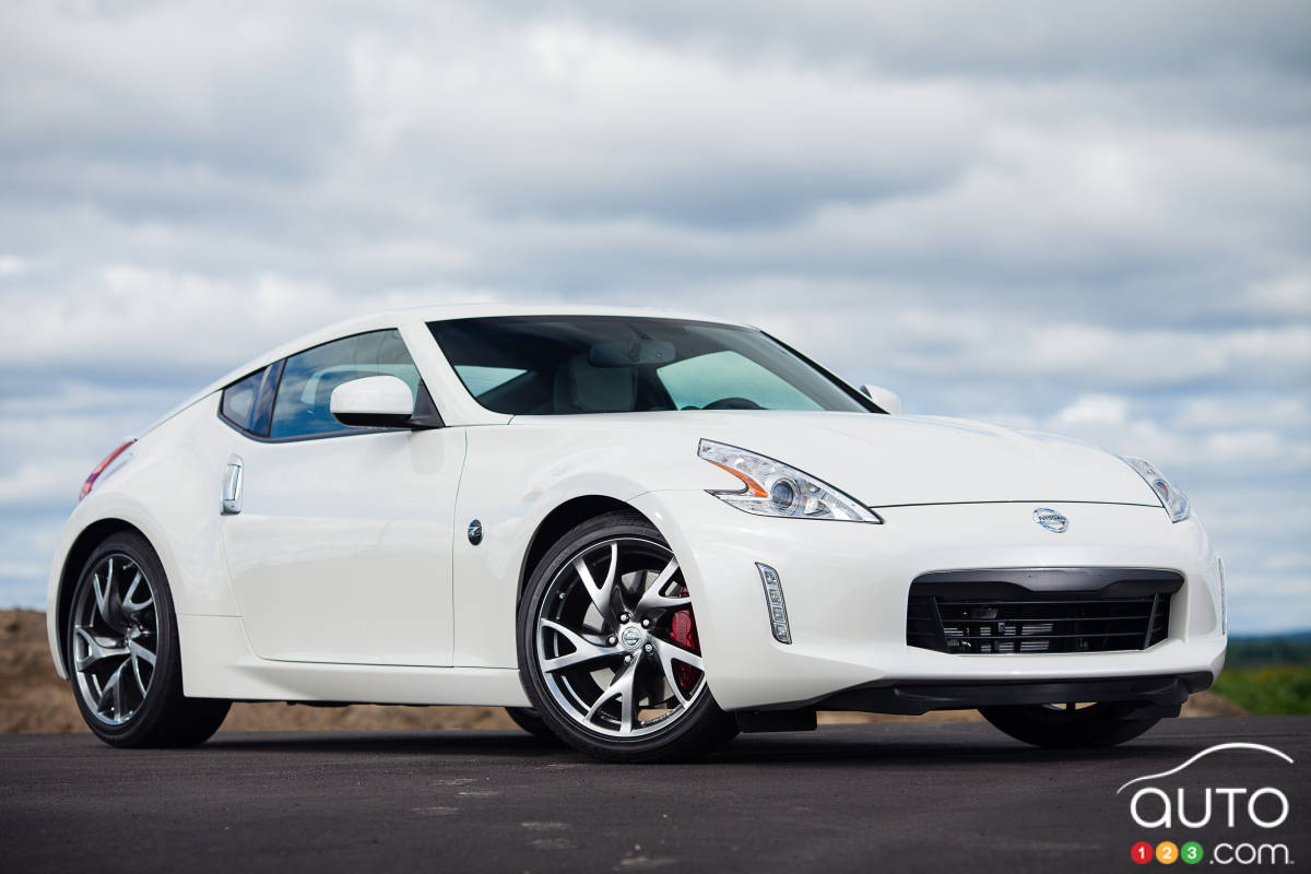 2013 Nissan 370Z Review