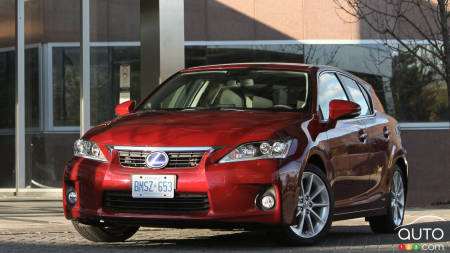 2012 Lexus CT 200h Review