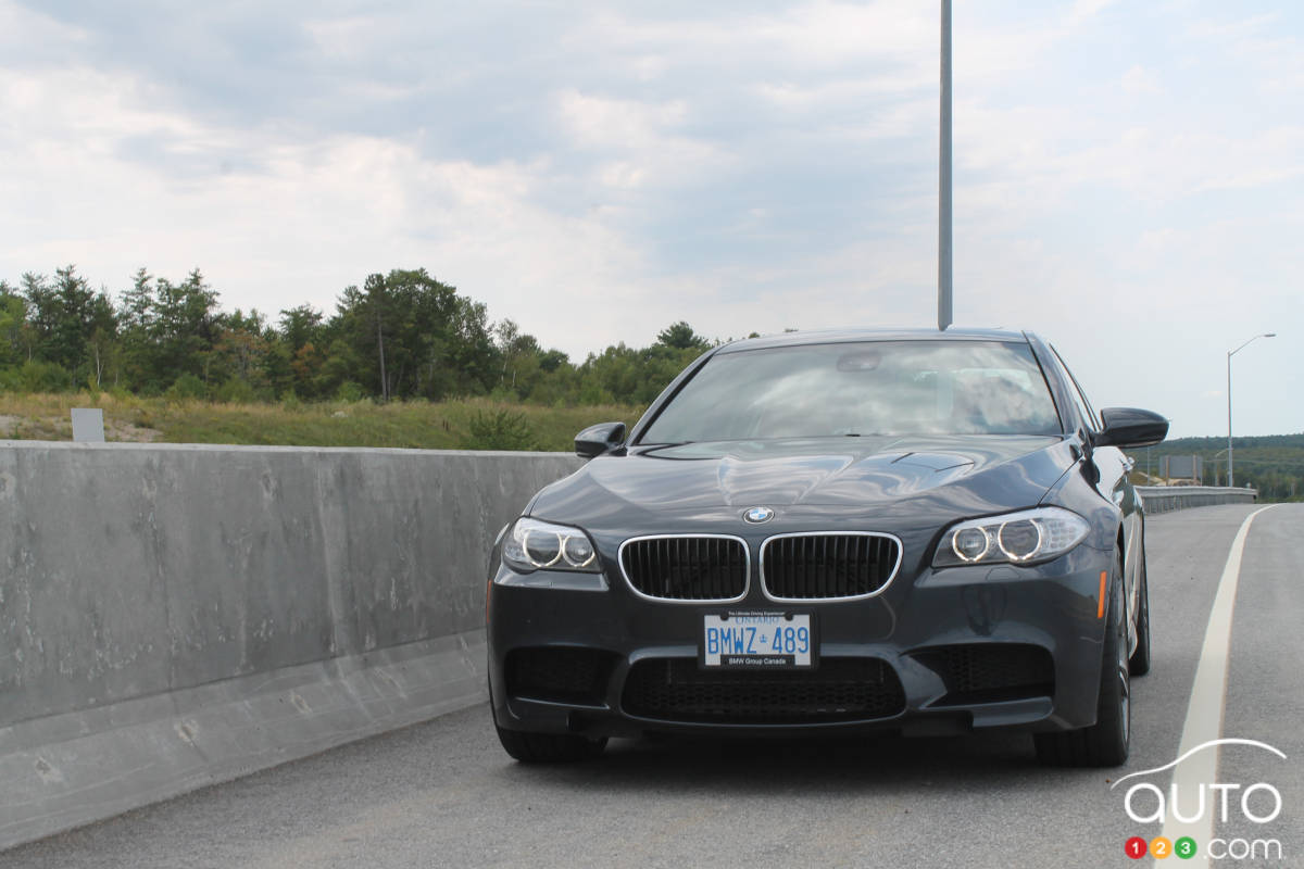 2012 BMW M5 Review