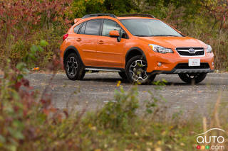Research 2013
                  SUBARU XV CrossTrek pictures, prices and reviews