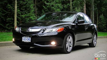 2013 Acura ILX Dynamic Review
