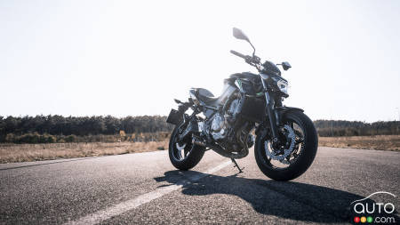 Souscrire son assurance moto en ligne ou en physique