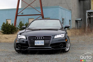 Research 2012
                  AUDI A7 pictures, prices and reviews