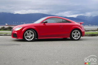 Research 2012
                  AUDI TT pictures, prices and reviews