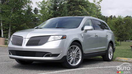 2013 Lincoln MKT First Impressions