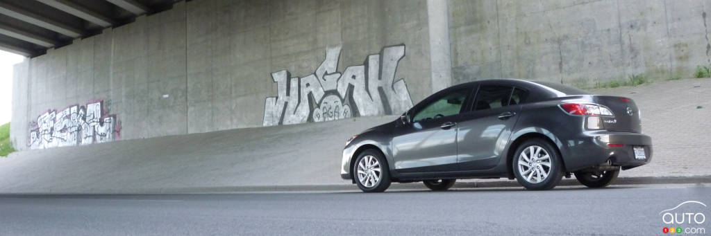 2012 Mazda3 GS-SKY Review