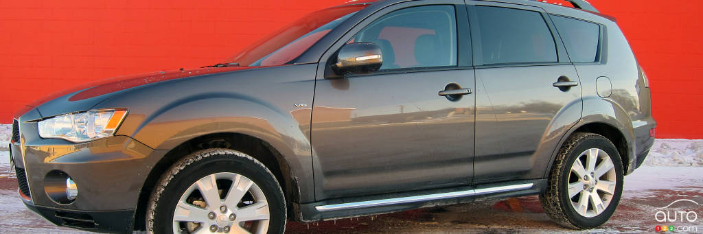 2012 Mitsubishi Outlander XLS S-AWC Review