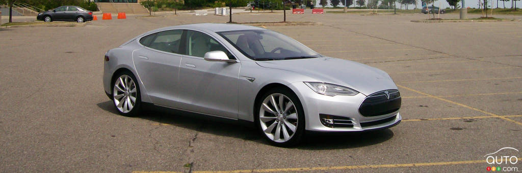 2013 Tesla Model S First Impressions