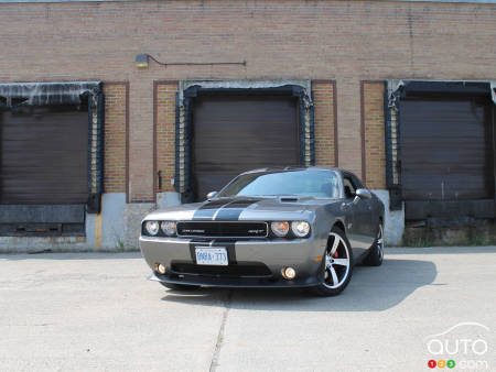 2012 Dodge Challenger SRT8 392 Review