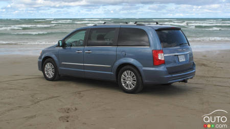 Chrysler Town & Country Limited 2012 : essai routier