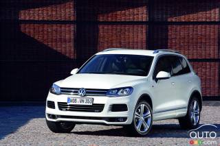 Research 2012
                  VOLKSWAGEN Touareg pictures, prices and reviews
