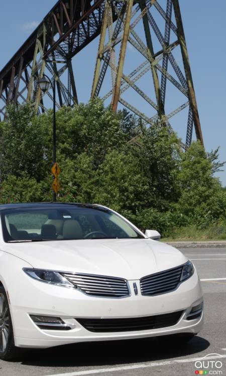 2013 Lincoln MKZ Hybrid Review