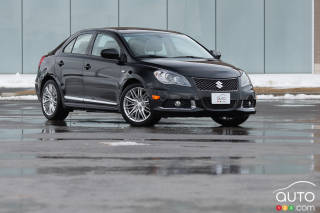 Research 2013
                  Suzuki Kizashi pictures, prices and reviews