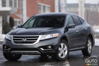 Research 2011
                  HONDA Crosstour pictures, prices and reviews