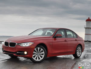 Research 2012
                  BMW 335i pictures, prices and reviews