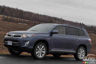 Research 2012
                  TOYOTA Highlander pictures, prices and reviews