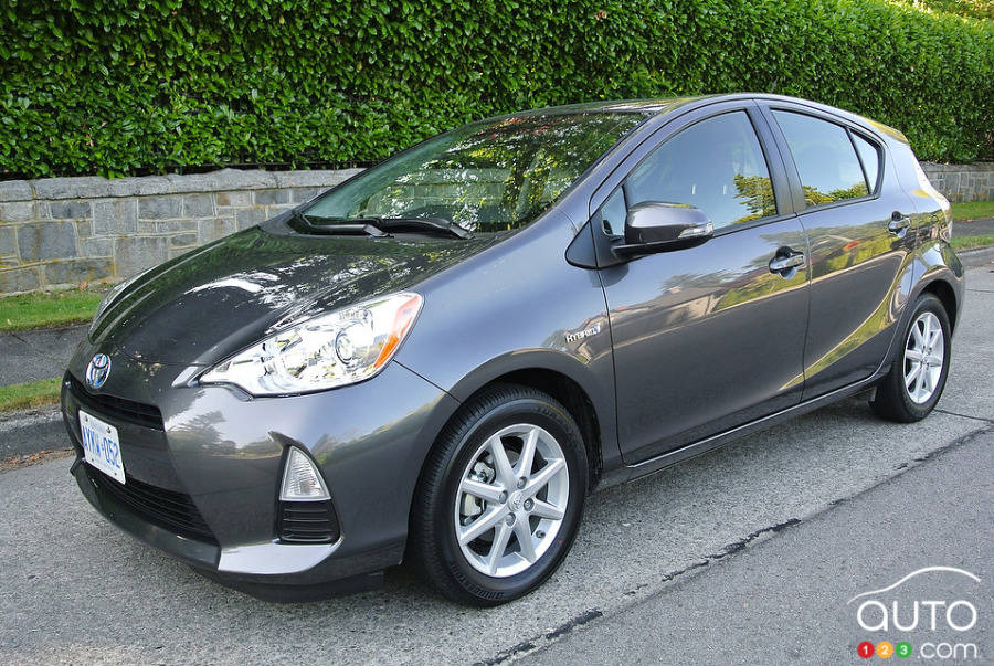 2013 Toyota Prius c Technology Review