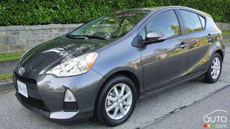 2013 Toyota Prius c Technology Review
