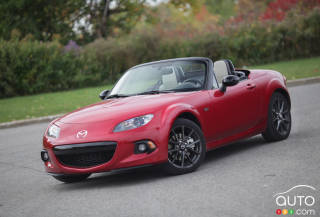 Research 2015
                  MAZDA MX-5 pictures, prices and reviews