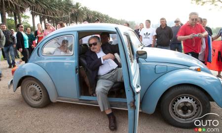 Uruguayan president gets $1 million offer for his Beetle