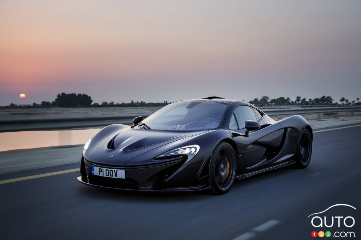 McLaren P1 : une carrosserie 100 % carbone pour 20 exemplaires
