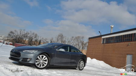 2014 Tesla Model S Review