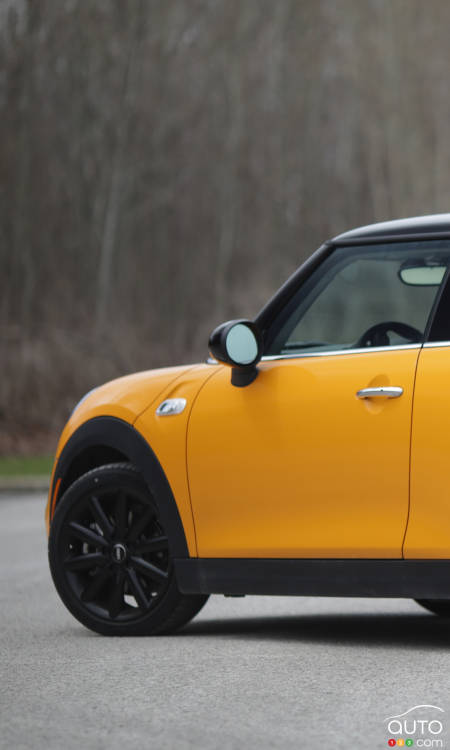 2014 MINI Cooper S Review
