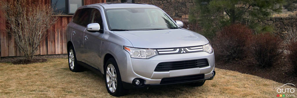 2014 Mitsubishi Outlander ES AWC Review