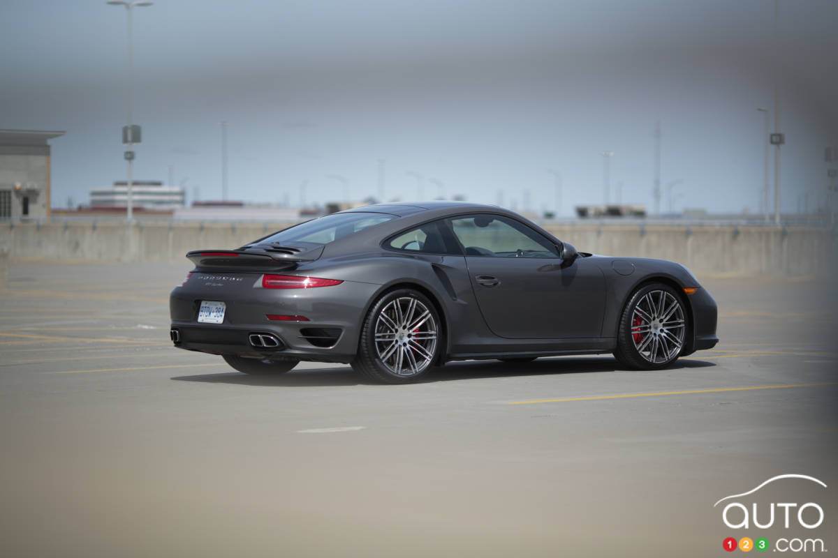 2014 Porsche 911 Turbo review