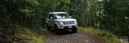 2014 Land Rover LR4 Review