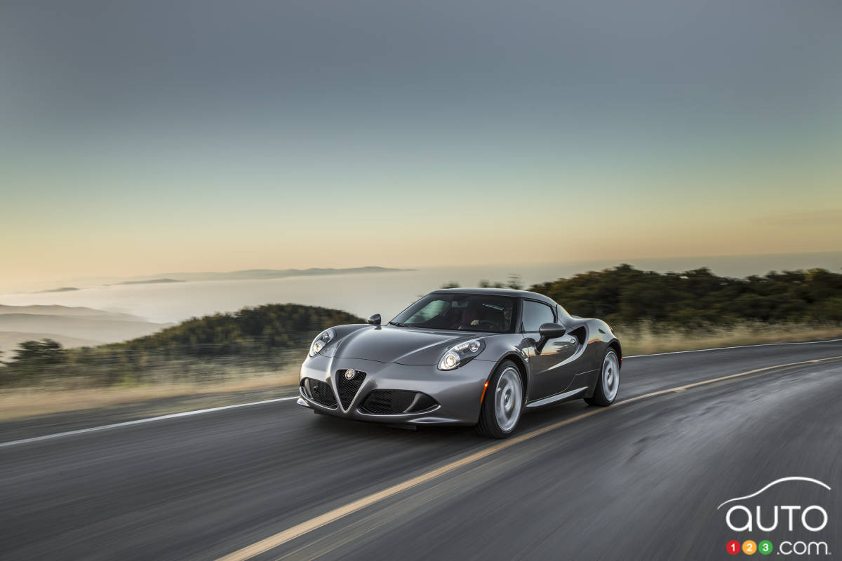 Alfa Romeo 4C 2015 : premières impressions