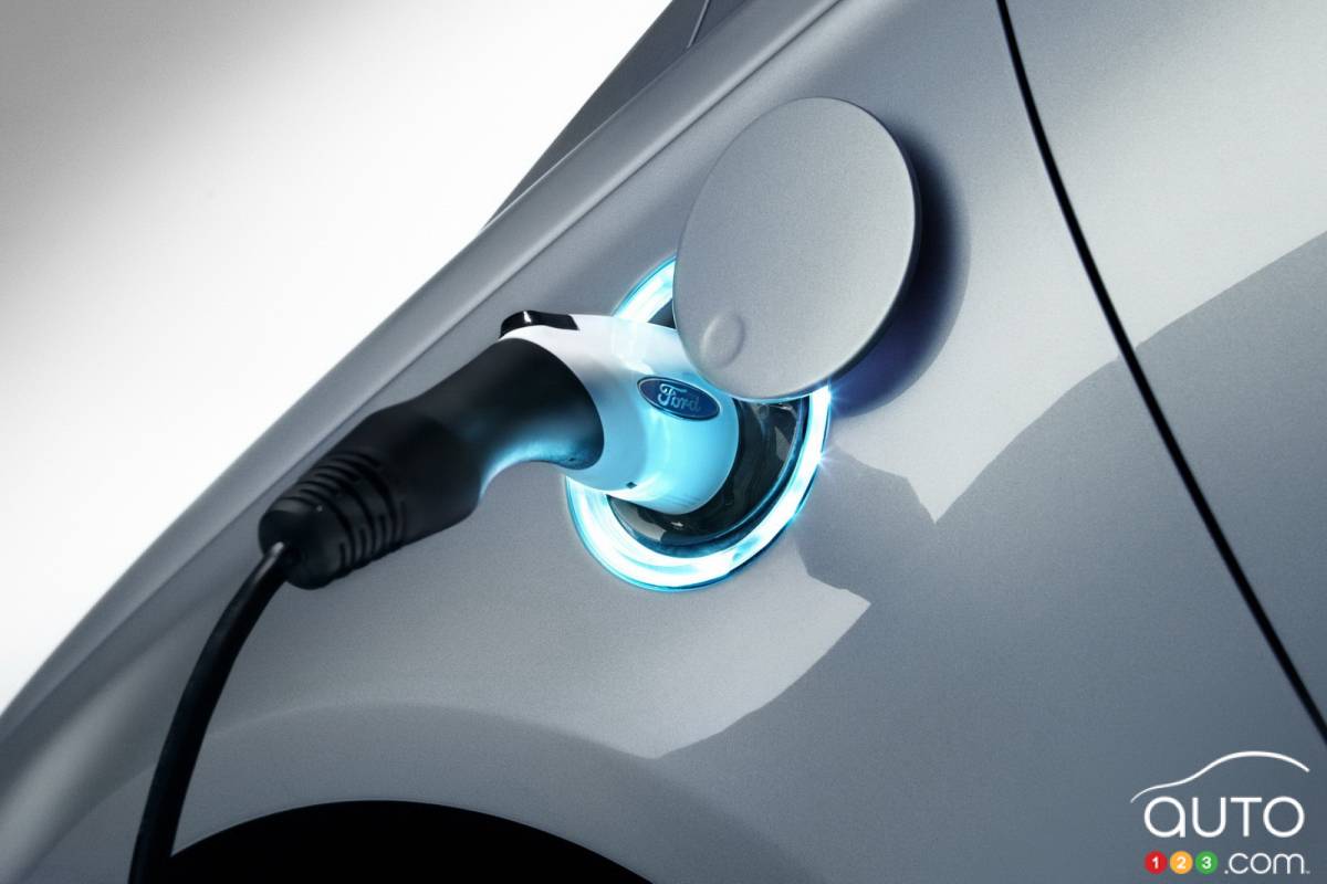 Ford: une rivale à la Prius en 2018