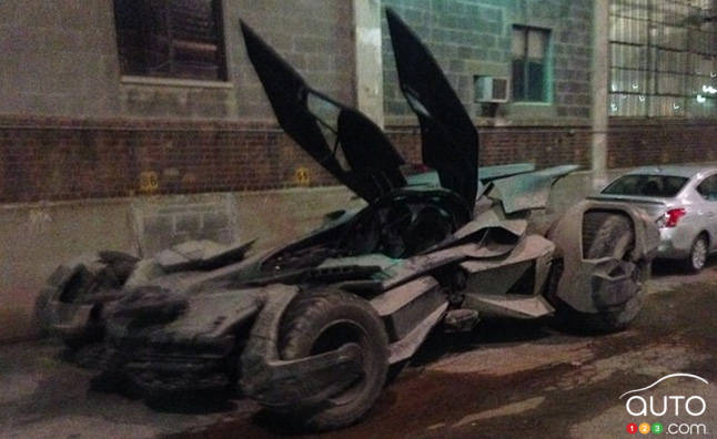 Premières images de la nouvelle Batmobile