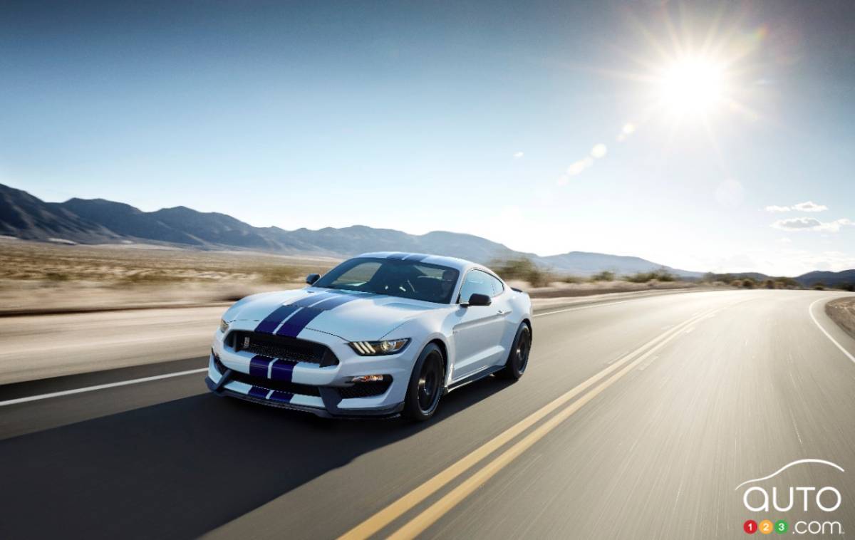 Ford to auction new Mustang Shelby GT350 for charity