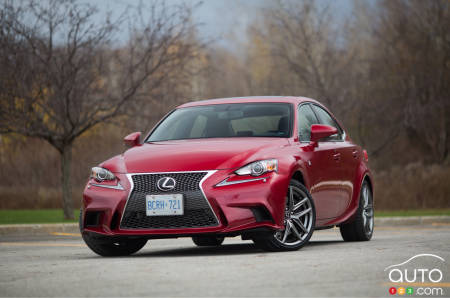 2015 Lexus IS350 AWD review