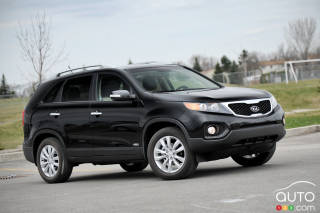 Research 2013
                  KIA Sorento pictures, prices and reviews