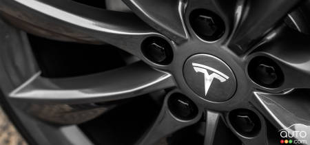 Tesla: Elon Musk défend la qualité de ses véhicules sur Twitter