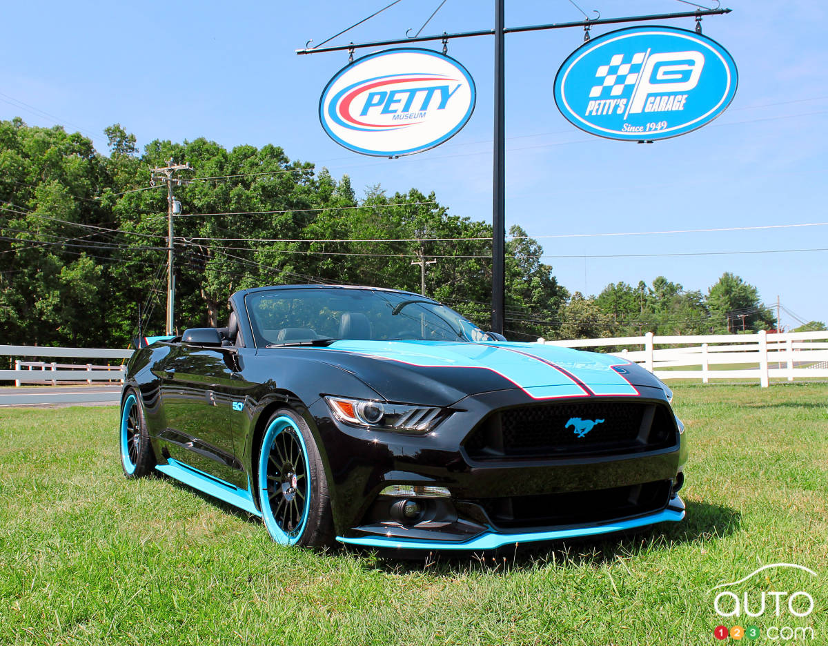 2016 Ford Mustang GT “King” Edition gets 727 hp from Petty’s Garage
