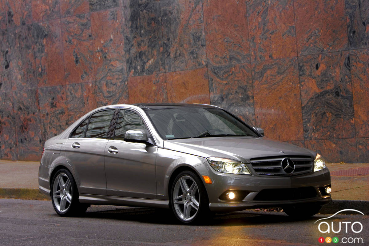 Mercedes-Benz recalls 126,260 cars with faulty airbags in the U.S.