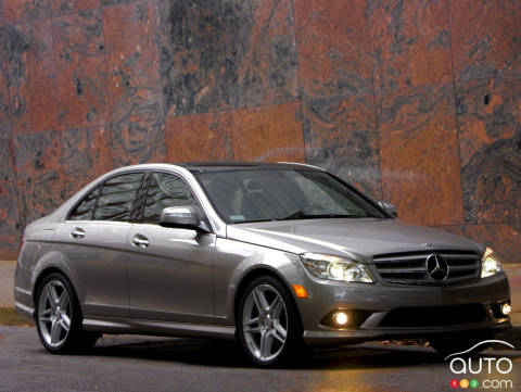 Mercedes-Benz recalls 126,260 cars with faulty airbags in the U.S.