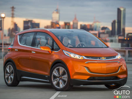 Production-ready Chevrolet Bolt EV charged up for CES debut