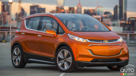 Production-ready Chevrolet Bolt EV charged up for CES debut