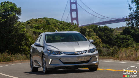 2016 Chevrolet Volt named Green Car of the Year