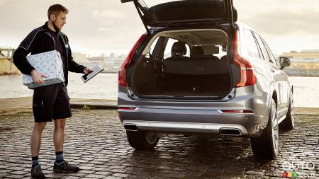 Volvo makes holiday shopping easier with in-car delivery!