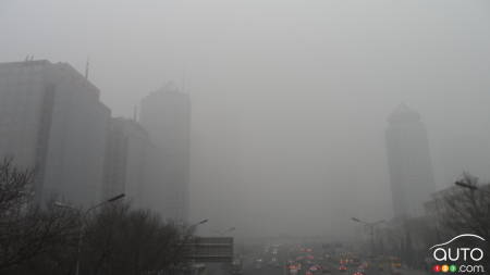 Le smog prend des proportions catastrophiques à Pékin