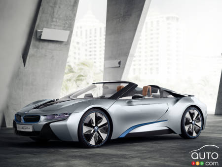 BMW i8 Spyder concept to appear at CES 2016