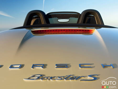 Porsche announces 718 Cayman and 718 Boxster for 2017