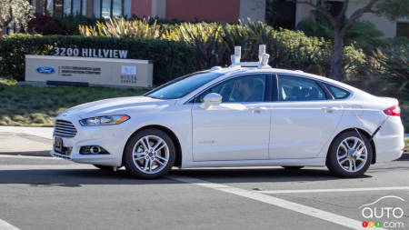 Des Ford Fusion hybrides autonomes en Californie dès 2016